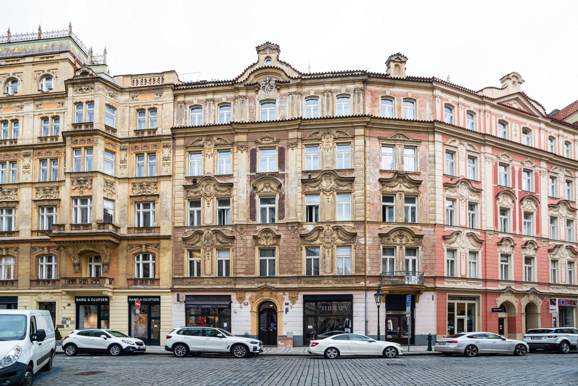 Quiet In The Old Town Praha
